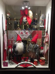 Tomte couple in display window